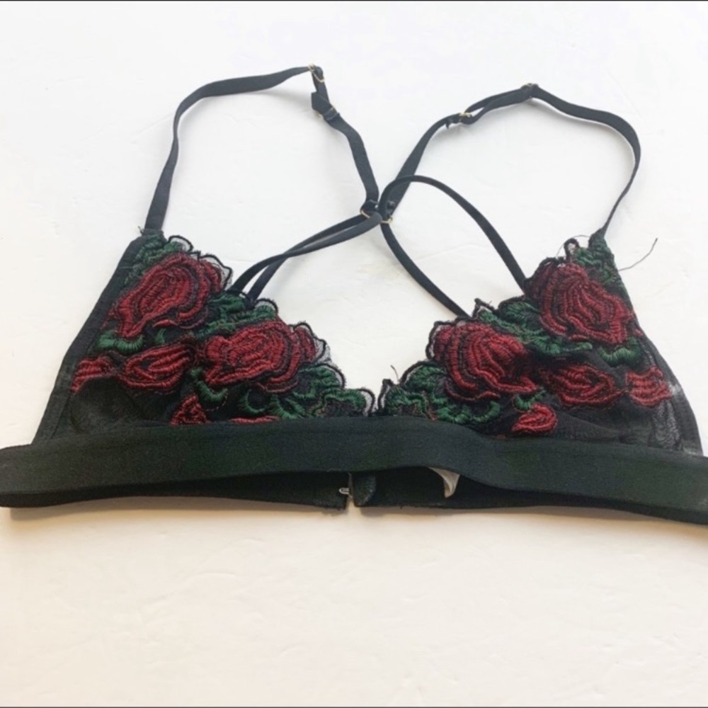 French Affairs Size Small‎ Black Mesh Rose Appliqué Triangle Bra